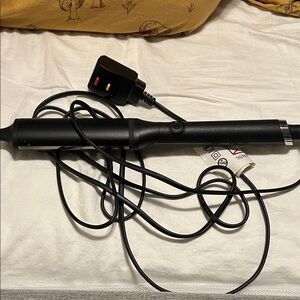 GHD Classic Wave Oval Curling Wand UL859